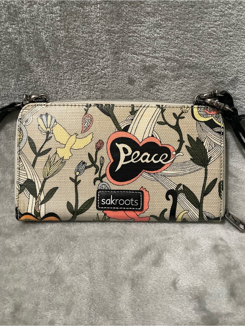Sakroots Artist Circle Wristlet Wallet Peace Floral Bird Boho